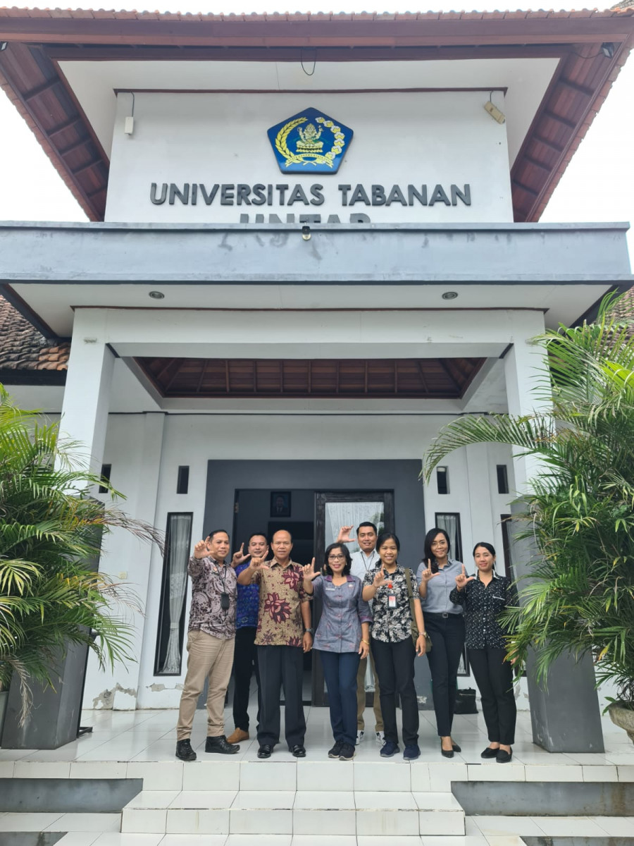 Pembinaan dan evaluasi JDIH ke Fakultas Hukum Universitas Tabanan