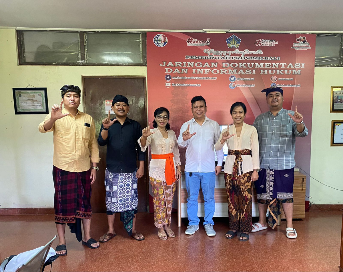 Menerima Kunjungan Kerja dari Bagian Hukum Setda Kota Manado