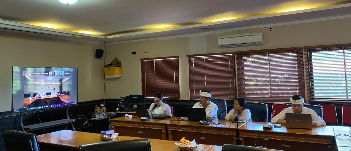 Rapat Penerjemahan Peraturan Peraturan Daerah Provinsi Bali Nomor 2 Tahun 2025 ke dalam bahasa asing